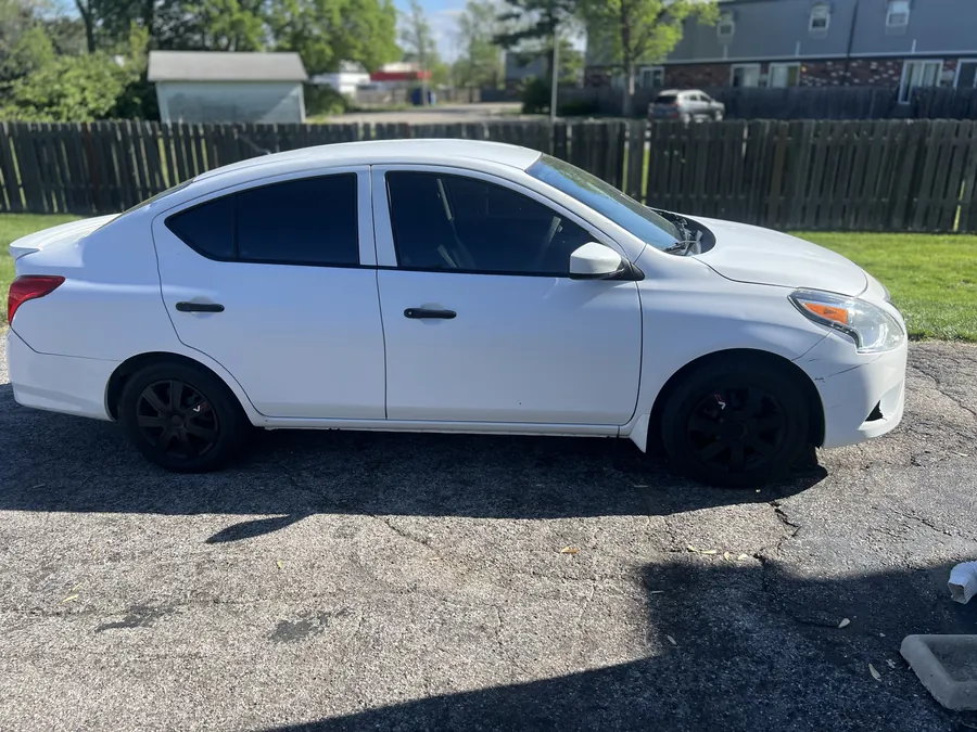 2017 Nissan