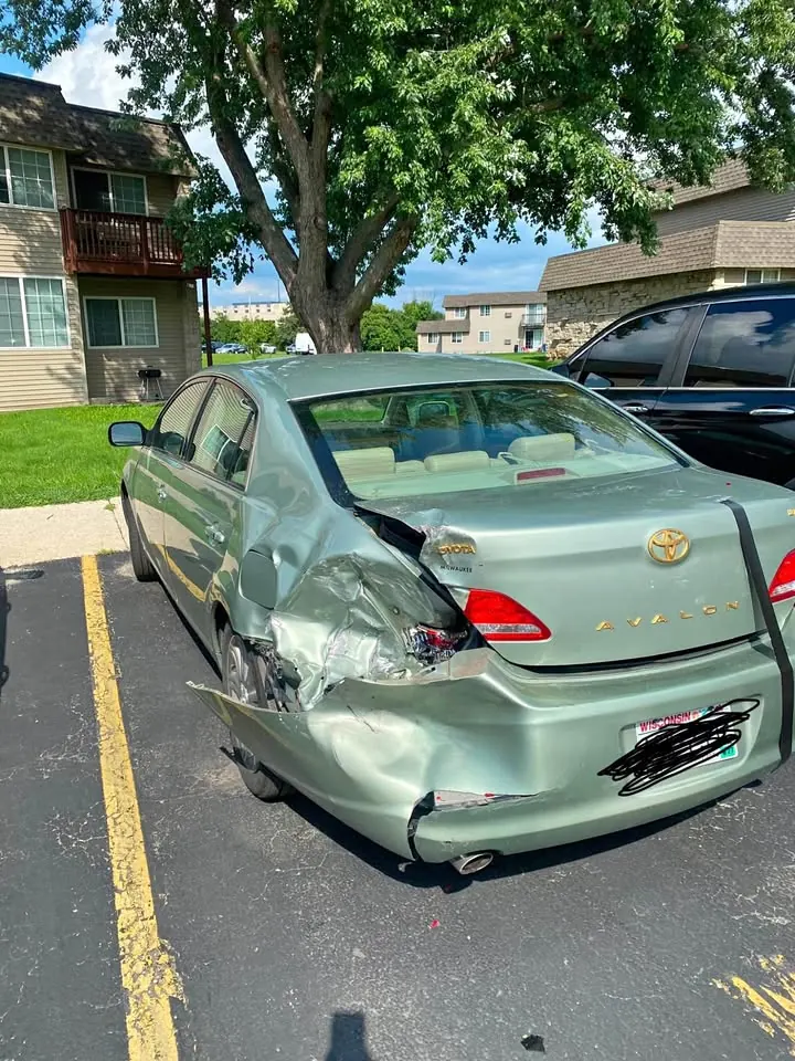 2005 Toyota Avalon Limited we bought in WI for $800 with free towing – cash for cars Wisconsin by CashSellCar