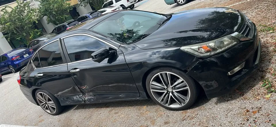 2015 Honda Accord EX Sedan bought from a seller in Miami, Florida for $1,100 by CashSellCar