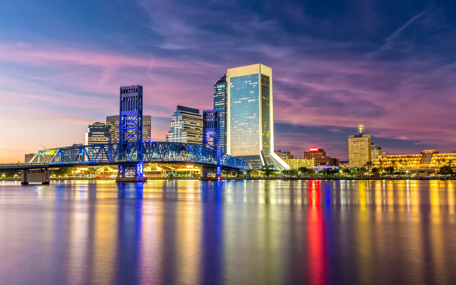 Main Street Bridge over the St. Johns River at dusk, Jacksonville, Florida