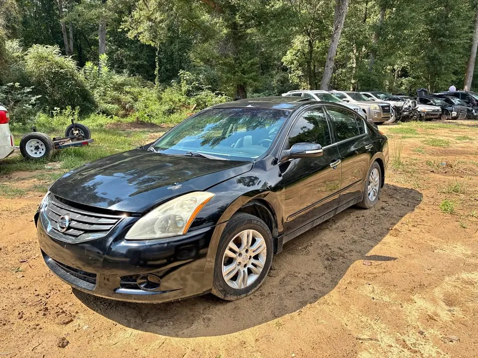 2010 Nissan Altima we bought in Albertville, AL for $800 with free towing – we buy cars in Alabama by CashSellCar
